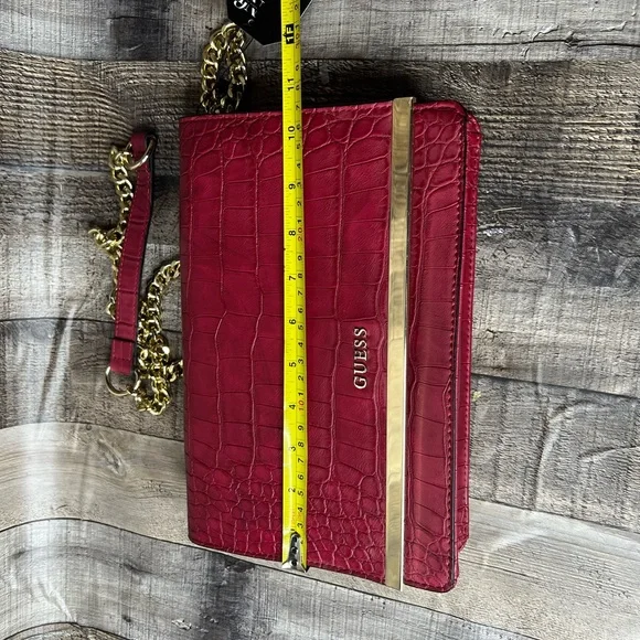 GUESS Pink Croc-Embossed Women's vegan Leather Bag - Picture 12 of 16